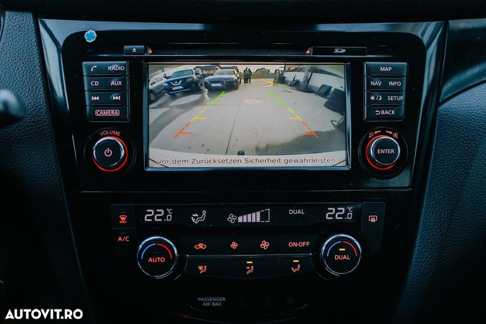 Nissan Qashqai 1.2 DIG-T Xtronic N-Vision - 17