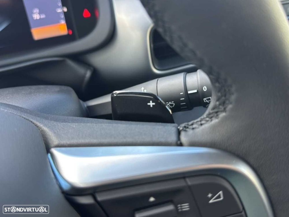 Jeep Avenger 1.2 e-Hybrid Altitude DCT - 25