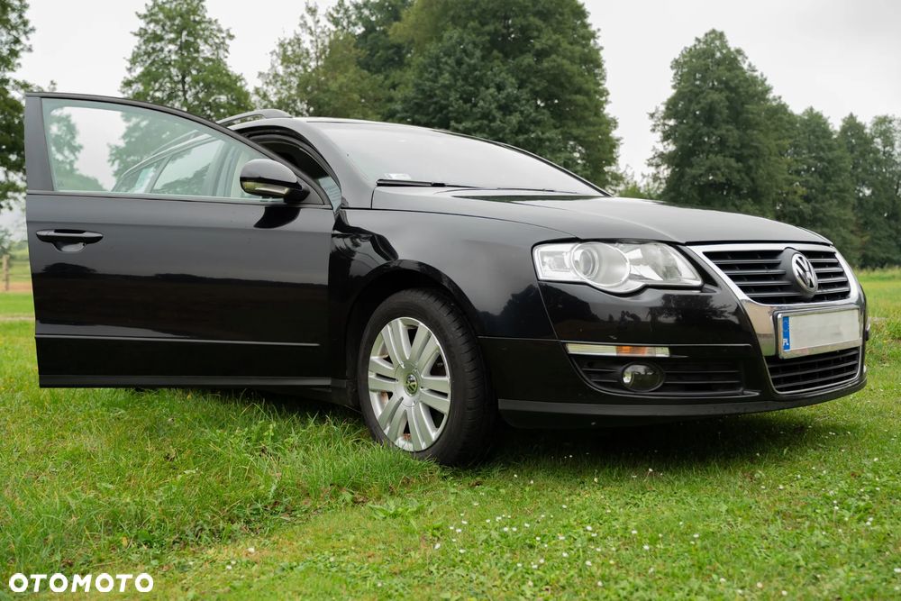 Volkswagen Passat - 2