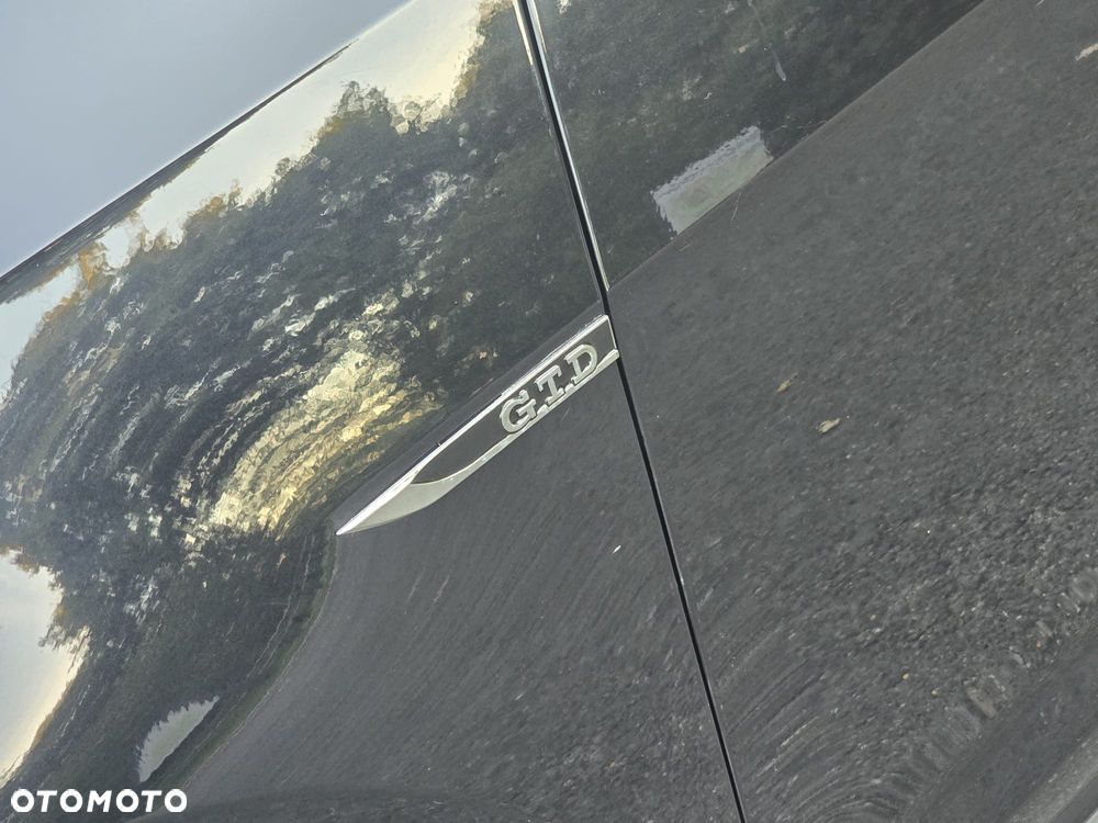 Volkswagen Golf 2.0 TDI BMT GTD DSG - 32
