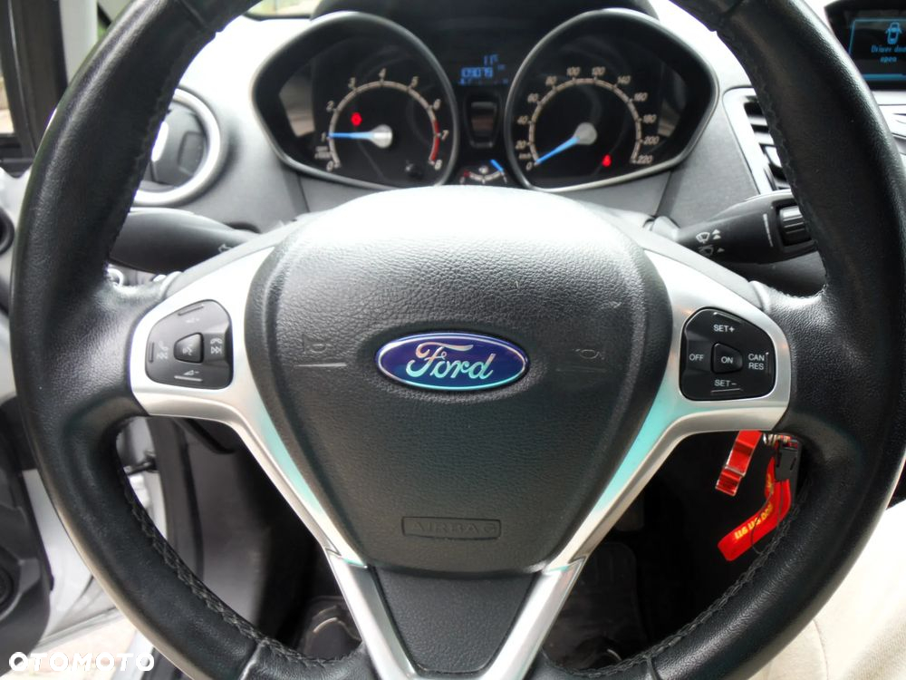 Ford Fiesta - 8
