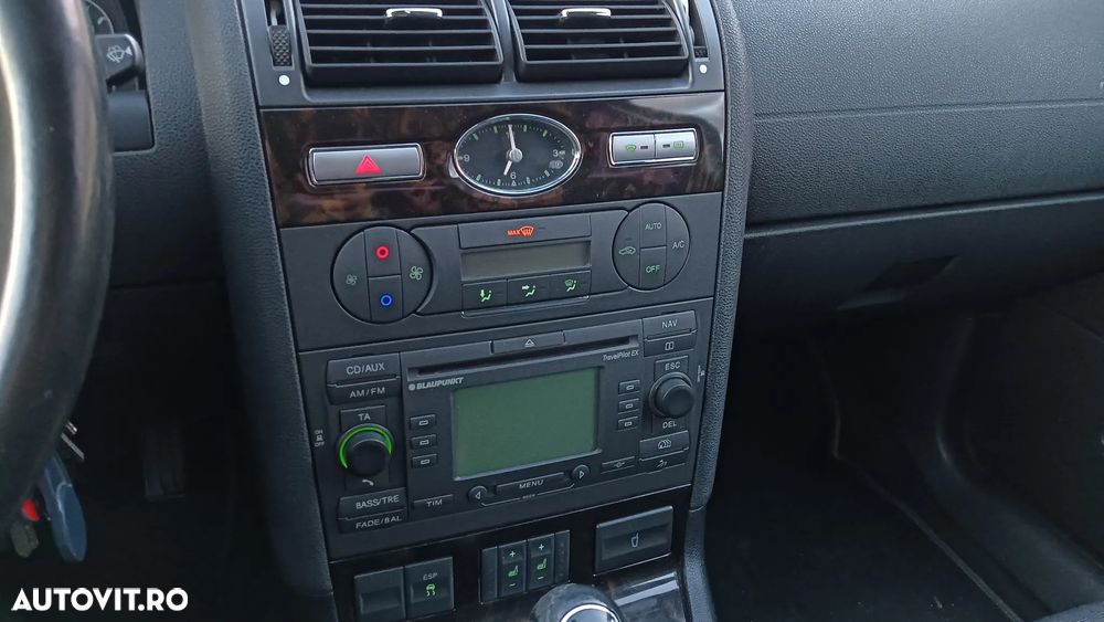 Ford Mondeo 2.0TDCi Ghia - 6