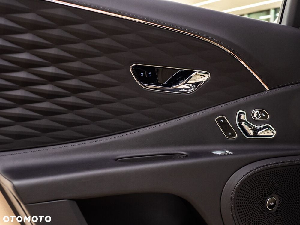 Bentley Flying Spur - 10