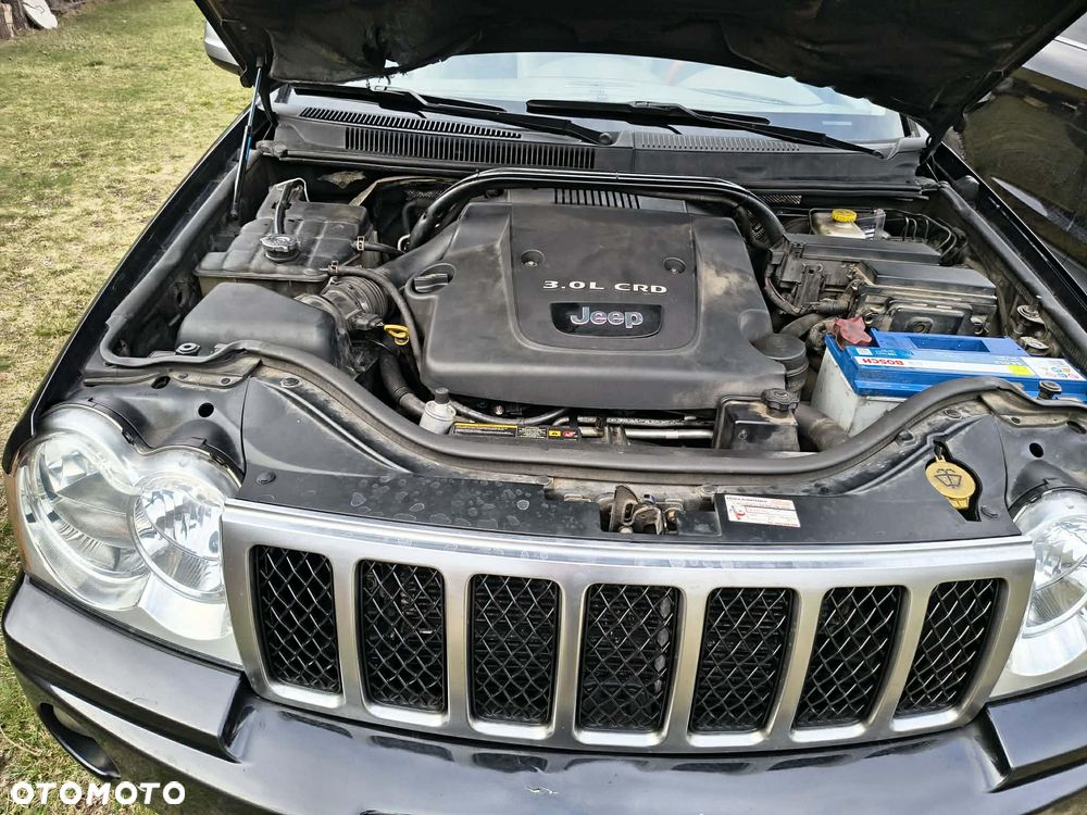 Jeep Grand Cherokee - 17