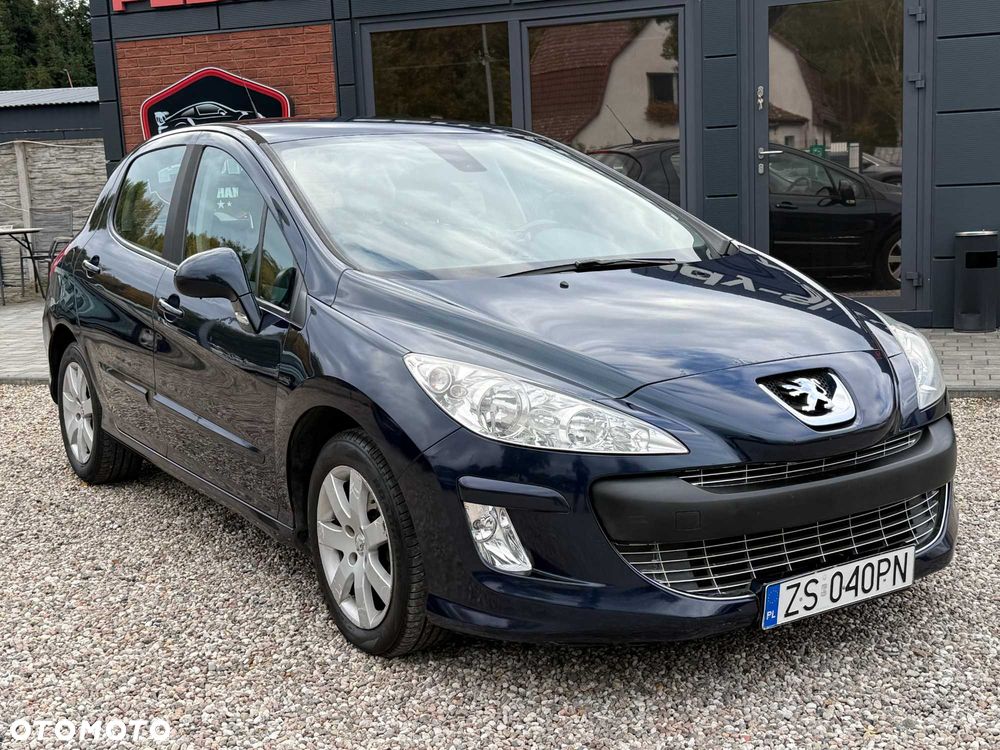 Peugeot 308 - 1