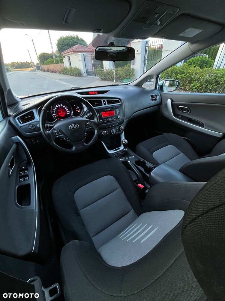 Kia Ceed 1.4 CVVT Attract - 8