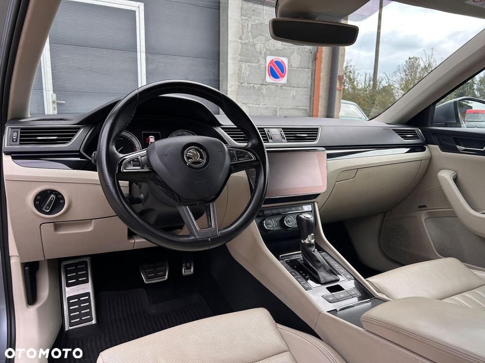 Skoda Superb 2.0 TDI 4x4 L&K DSG - 15