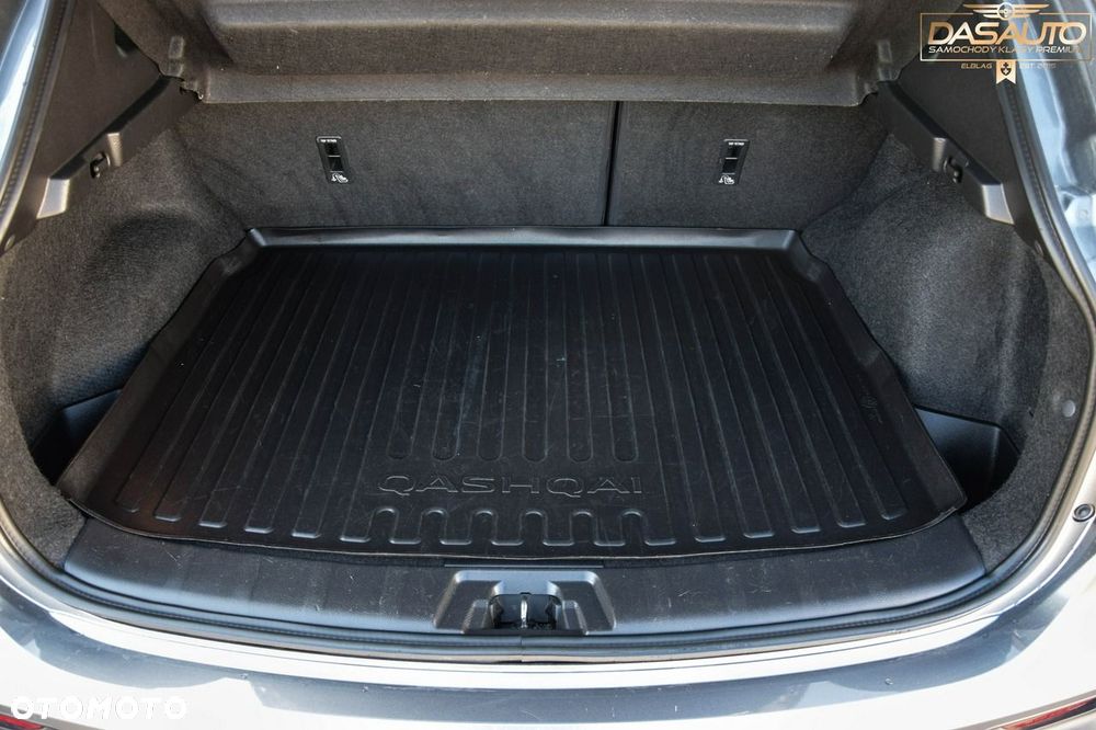 Nissan Qashqai 1.3 DIG-T Tekna+ - 29