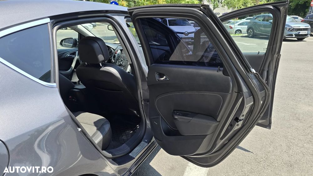 Opel Astra - 10