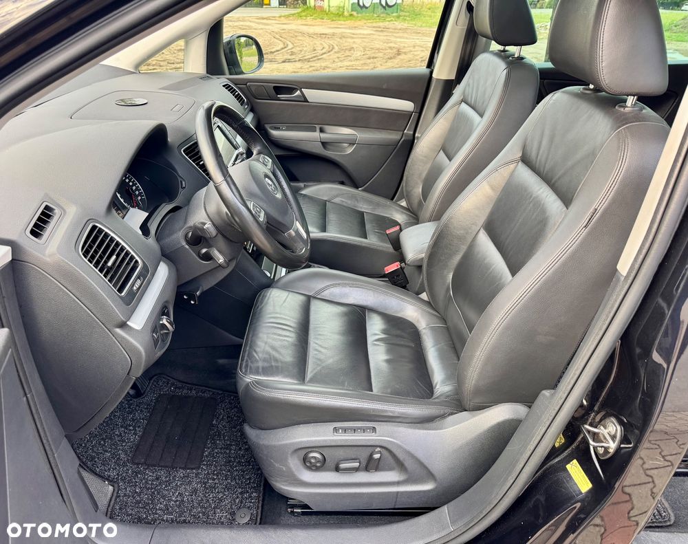 Volkswagen Sharan 2.0 TSI DSG Highline - 13