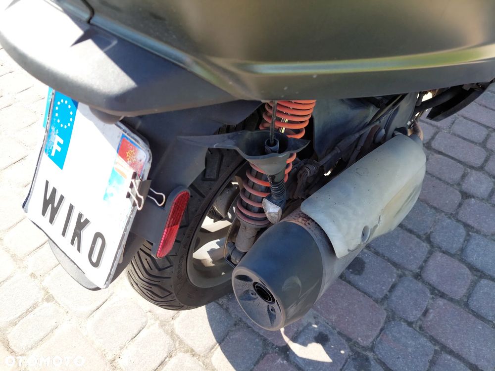 Piaggio MP-3 - 13
