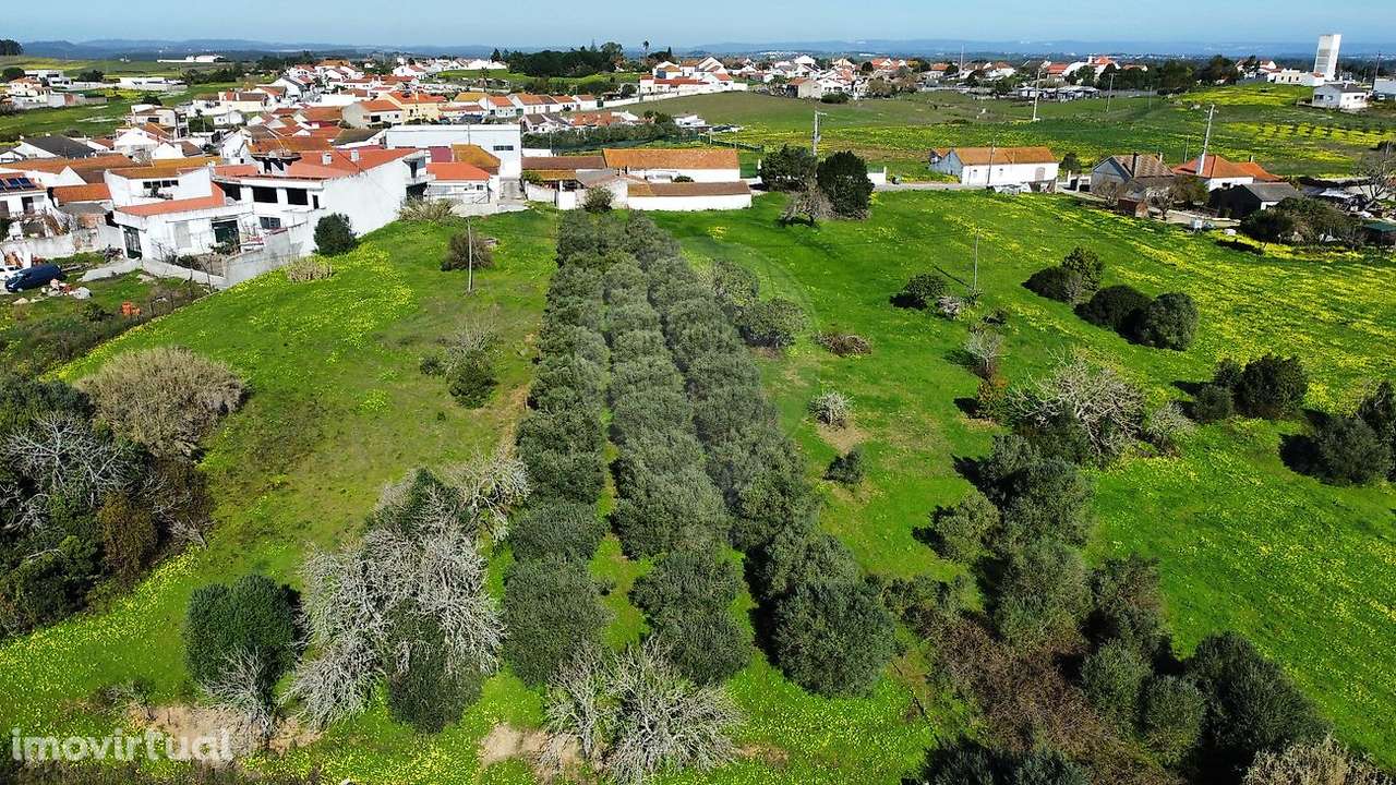 Moradia T2 para venda - Grande imagem: 2/23