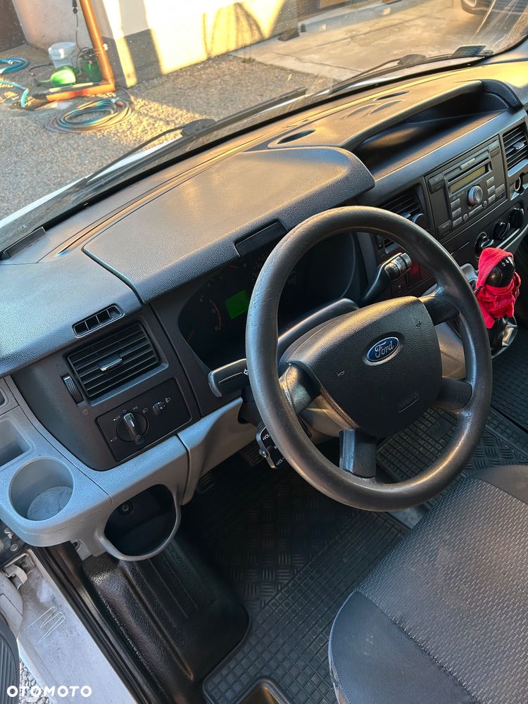 Ford Transit - 29