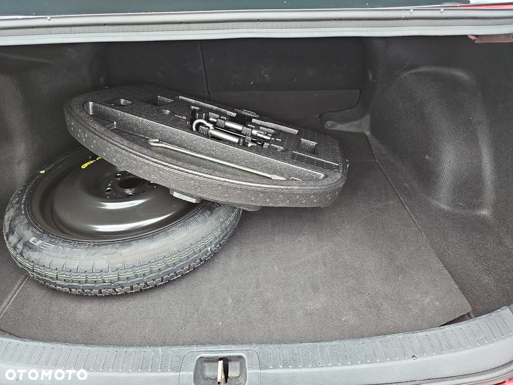 Toyota Corolla 1.8 Hybrid GPF Comfort - 19
