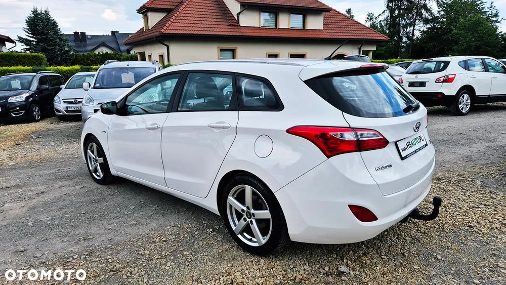 Hyundai i30 1.4 Intro Edition - 19