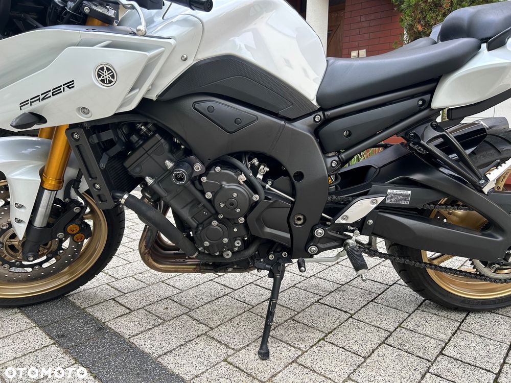 Yamaha FZ8 - 14