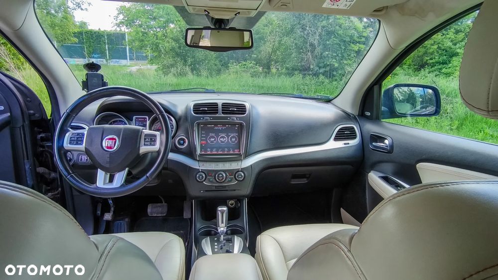 Fiat Freemont 2.0 Multijet Lounge AWD - 4