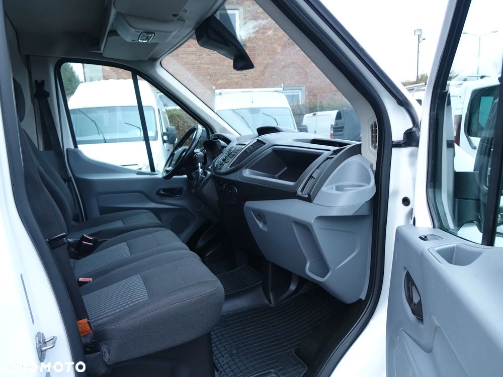 Ford Transit 3-osobowy L3H2 furgon blaszak - 7