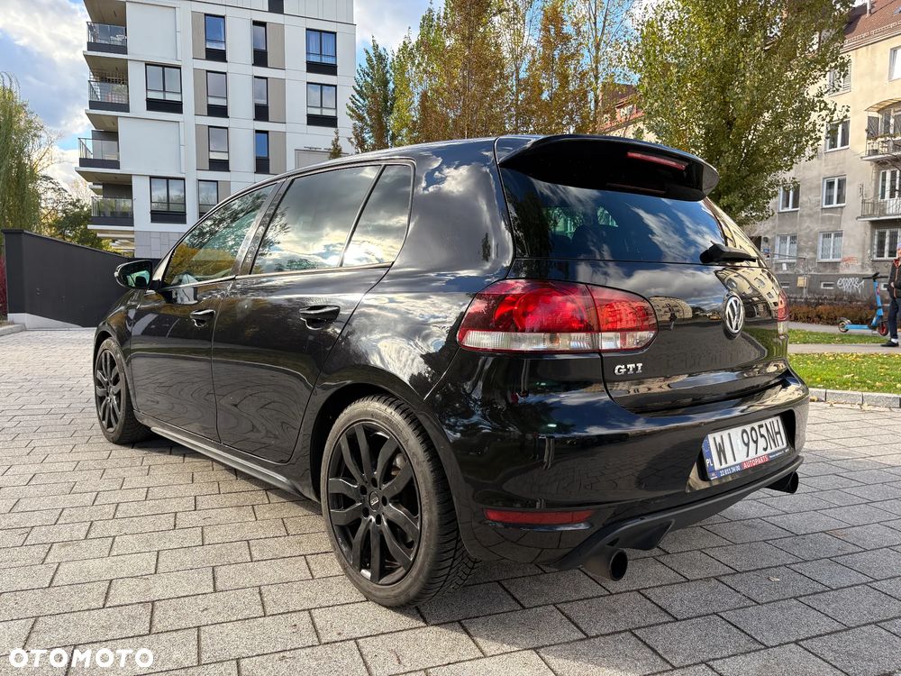 Volkswagen Golf VI 2.0 TSI GTI - 5