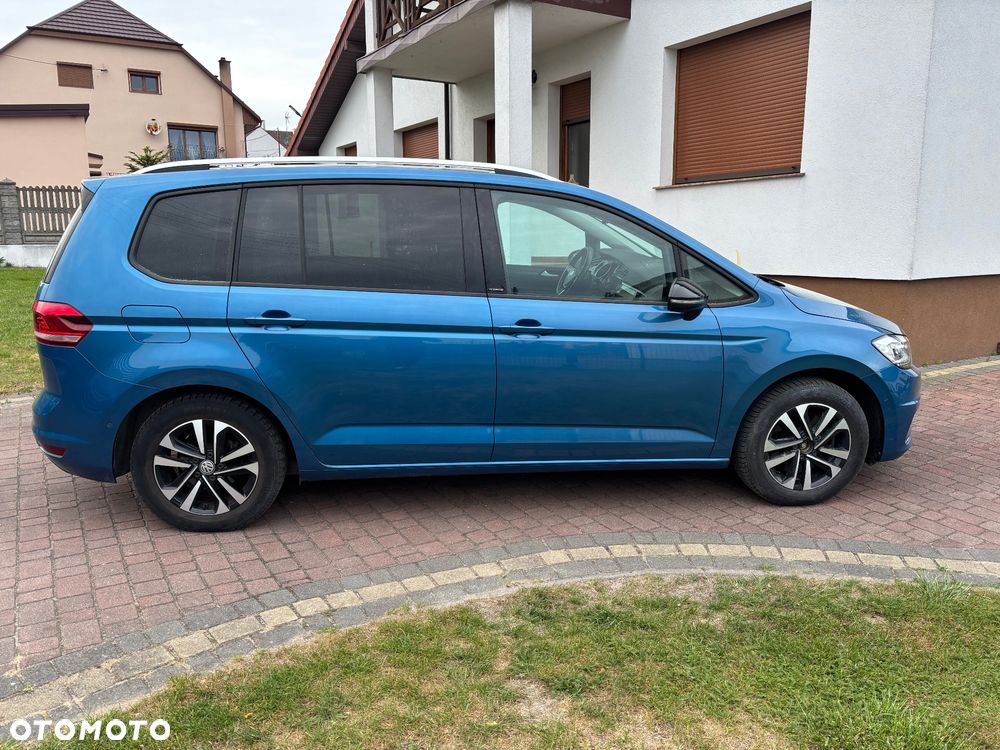 Volkswagen Touran 2.0 TDI SCR DSG IQ.DRIVE - 5