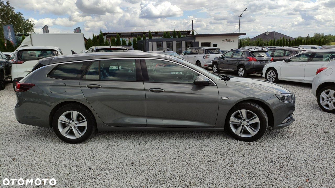 Opel Insignia - 32
