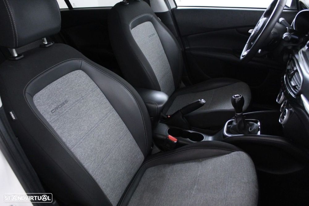 Fiat Tipo Cross 1.0 GSE T3 - 14