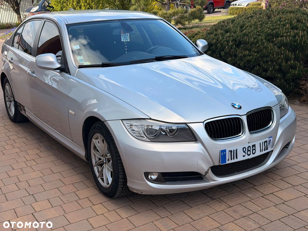 BMW Seria 3 318d DPF - 1