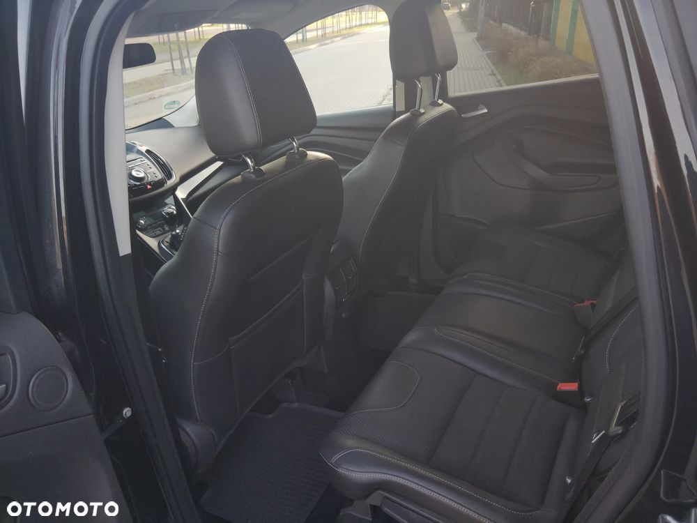 Ford Kuga 2.0 TDCi 4x4 Titanium - 22