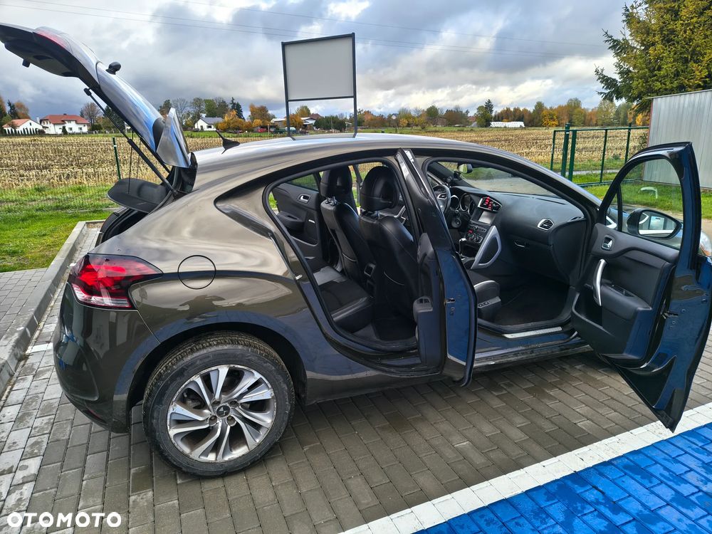 Citroën DS4 1.6 THP SoChic - 5