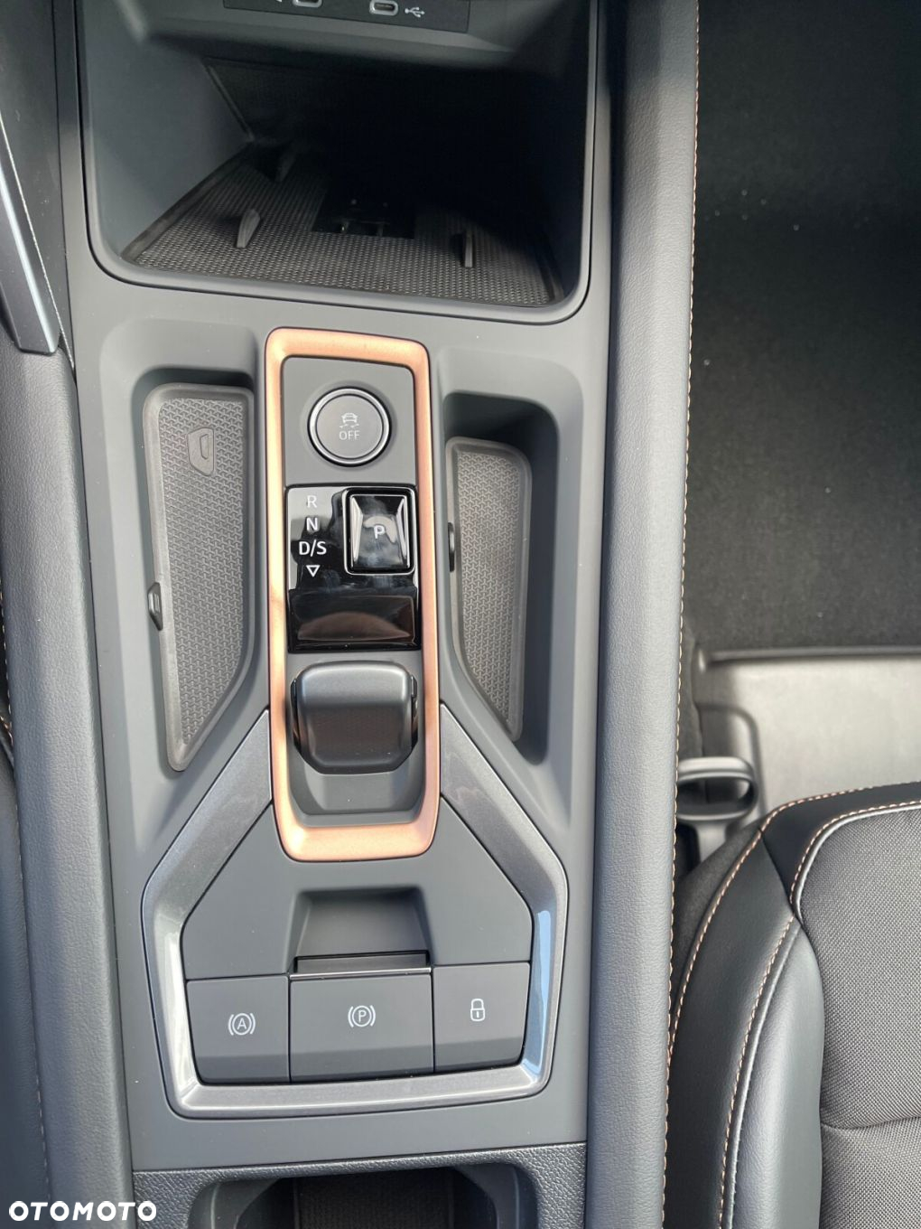 Cupra Leon 1.5 eTSI mHEV DSG - 17