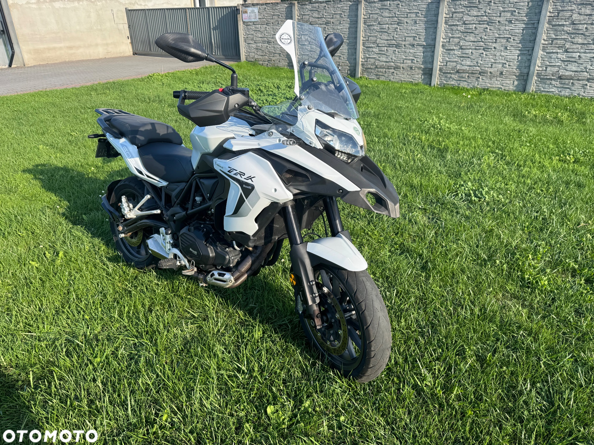 Benelli TRK 502 - 12