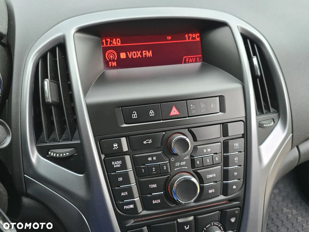 Opel Astra 1.6 Enjoy - 12