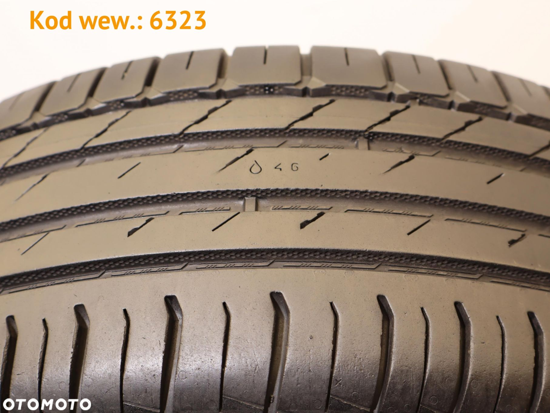 Nokian WeatherProof SUV - 215/65 R16C - 8