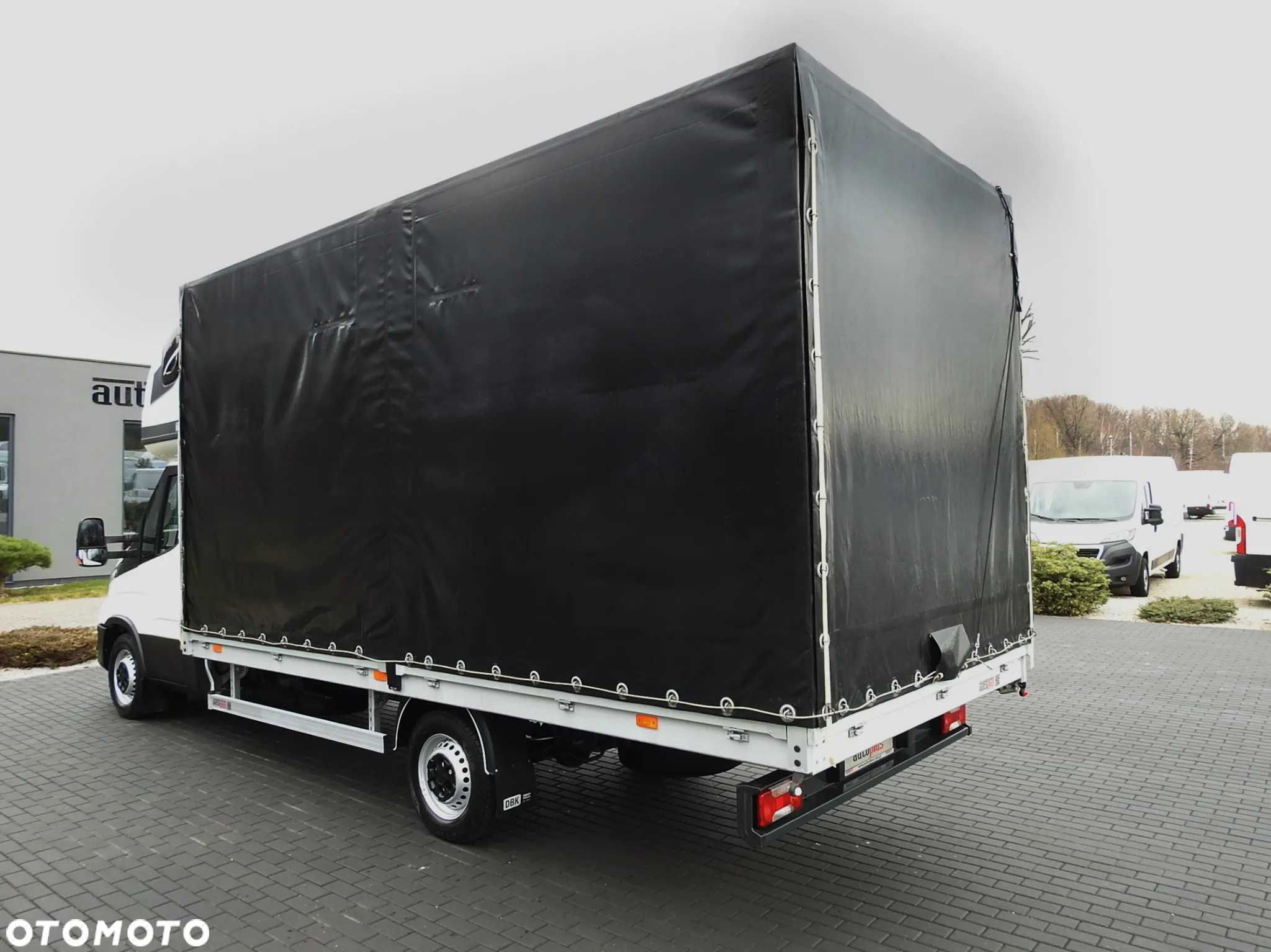Iveco DAILY  35S18 PRITSCHE PLANE 10 PALETTEN WEBASTO TEMPOMAT LED LICHTER KLIMAANLAGE 180PS [ 437602 ] - 11