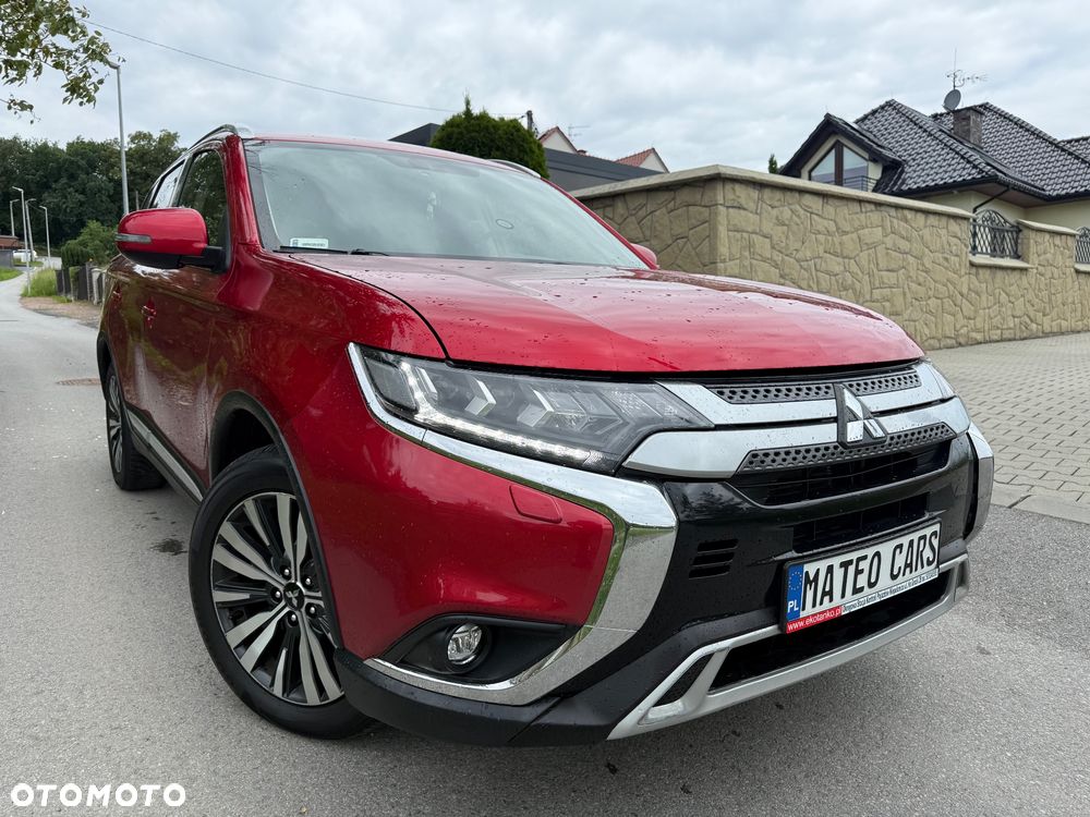Mitsubishi Outlander 2.0 Intense + Navi 4WD CVT - 32