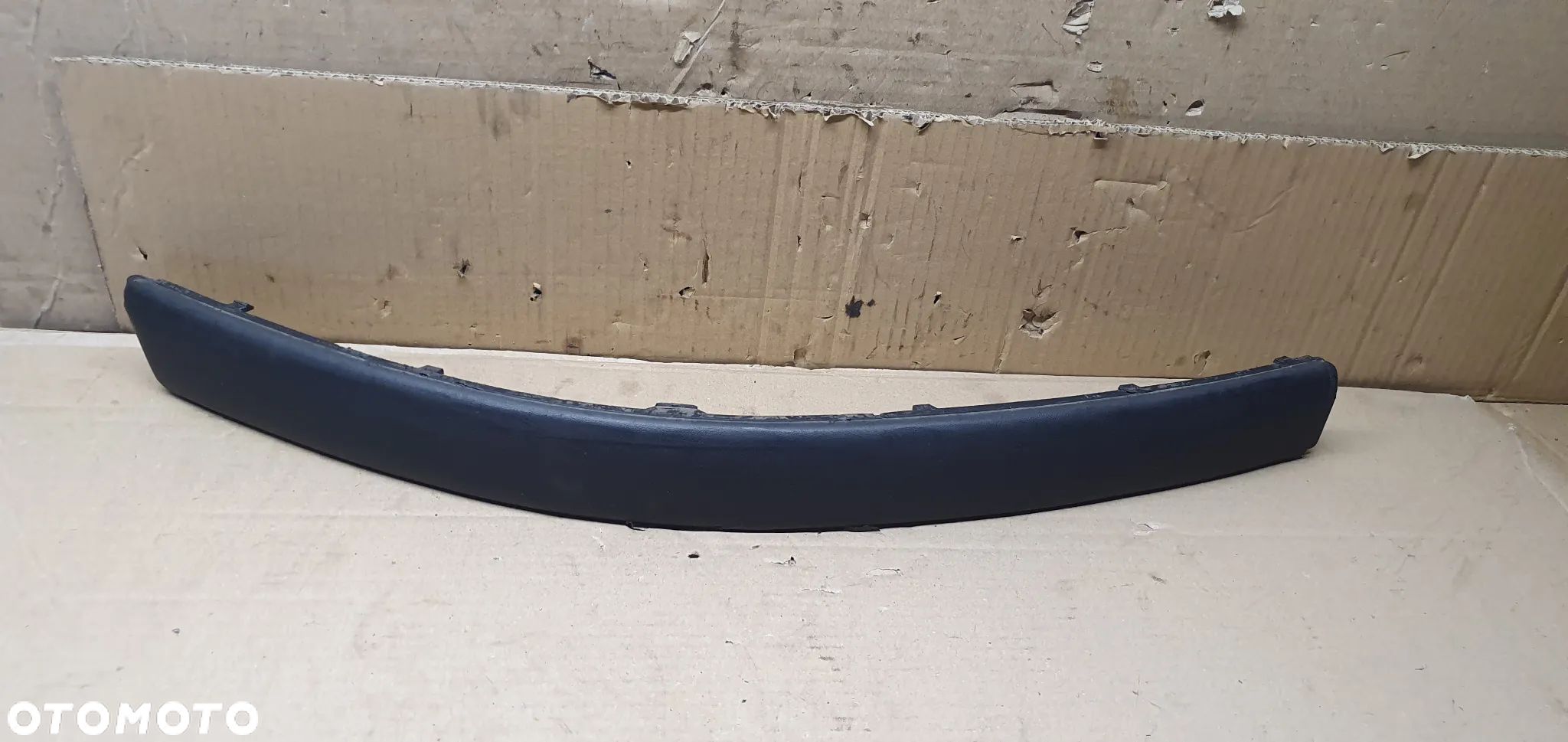 Listwa zderzaka prawy przód przednia prawa VW Passat B5 3B0807718 - 1