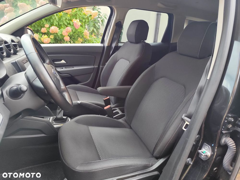 Dacia Duster 1.6 SCe S&S - 8