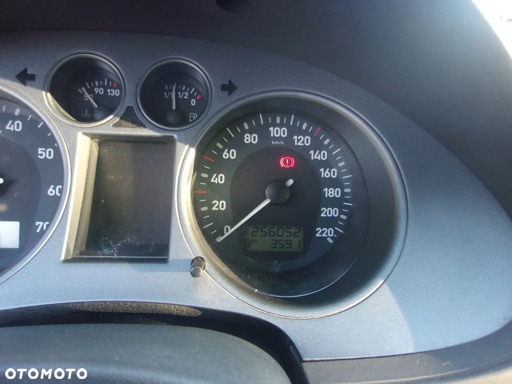 Seat Ibiza 1.4 16V Reference - 6