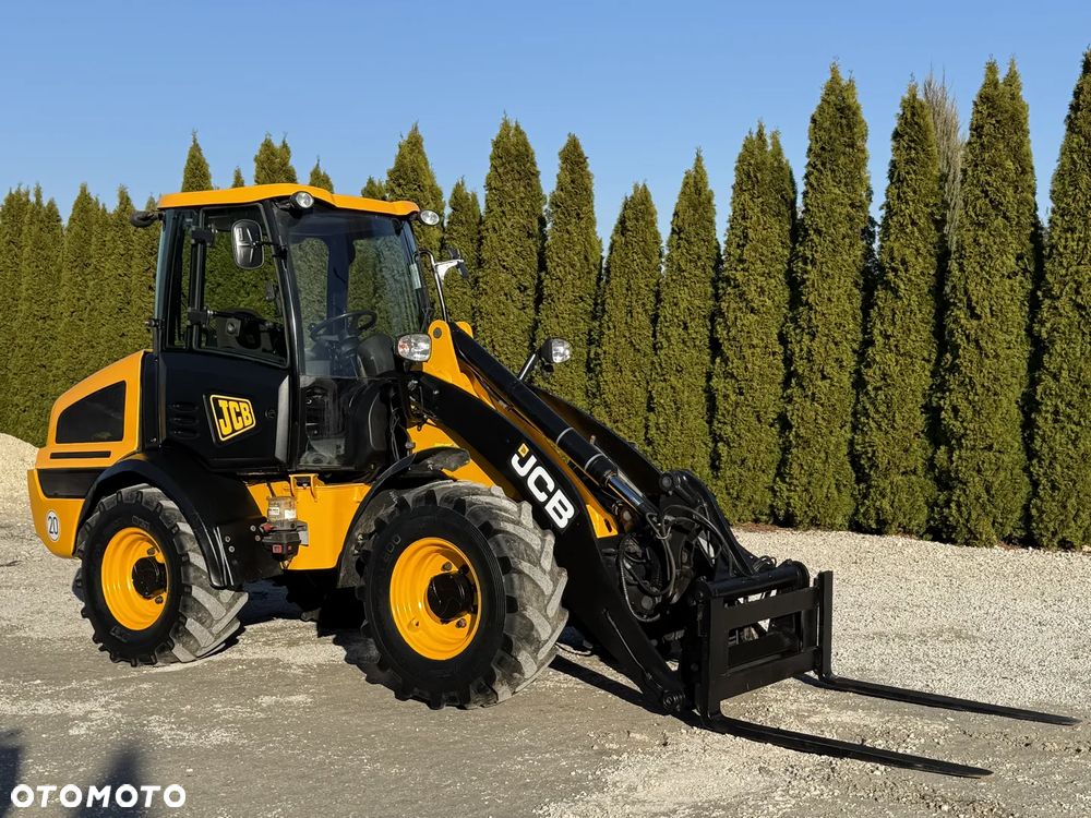 JCB 409 AGRI / ORYGINAŁ / SILNA / ŁADNIE UTRZYMANA  / BEZ DPF I ADBLUE / ZADBANA / SPROWADZONA Z NIEMIEC / 407 408 406 60 70 M 506 509 - 34