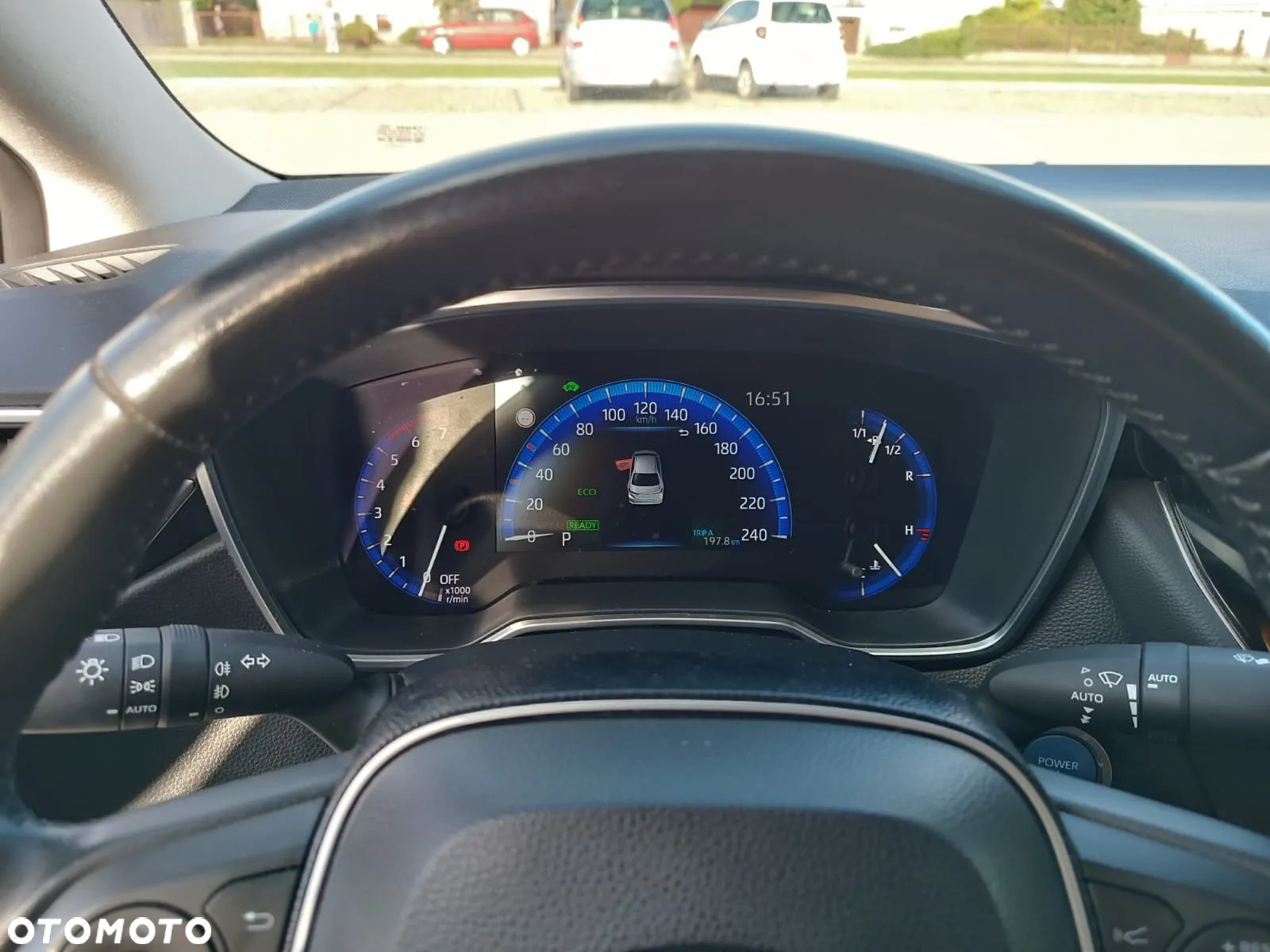 Toyota Corolla - 4