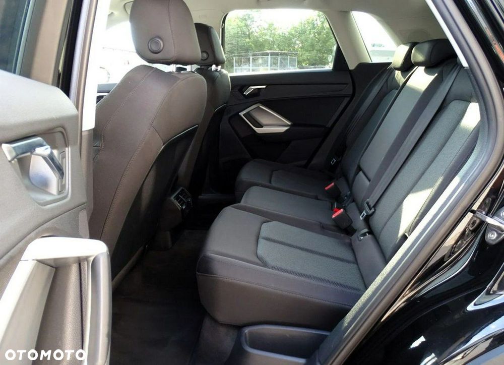 Audi Q3 2.0 TDI Sport S tronic - 16