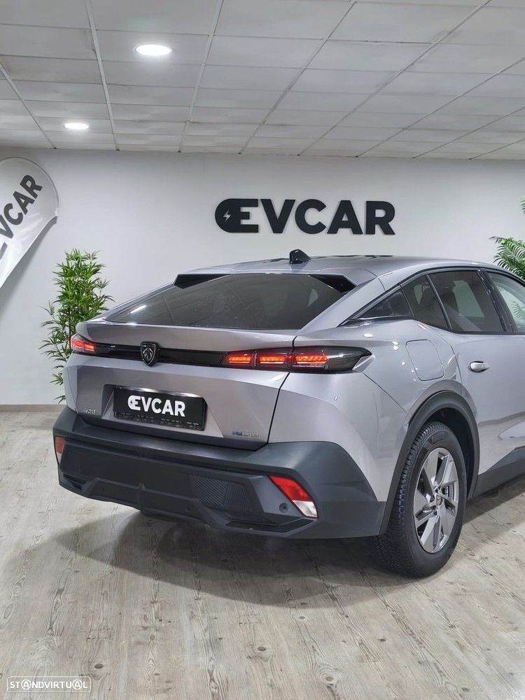 Peugeot 408 Plug-In Hybrid 180 e-EAT8 Allure - 10