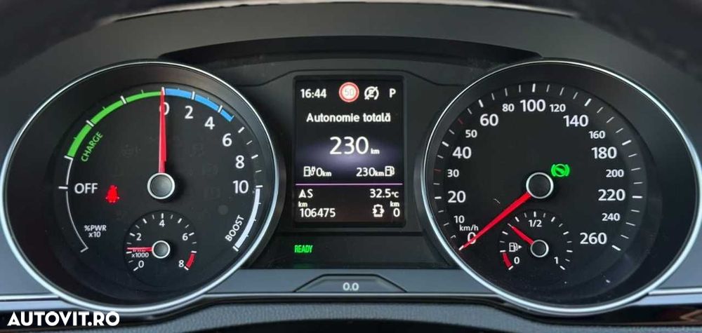 Volkswagen Passat - 28