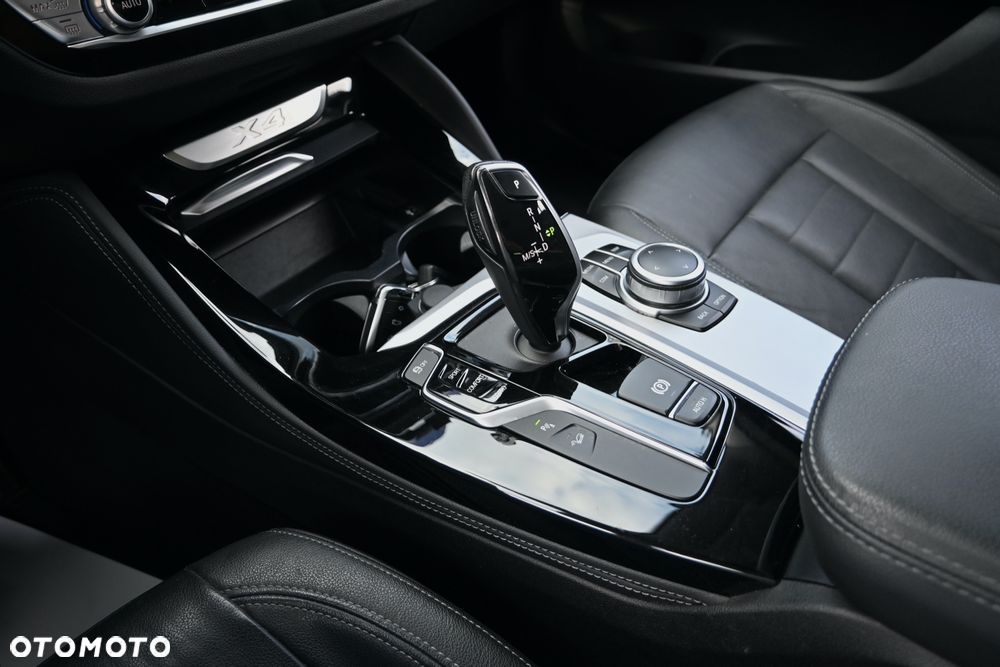 BMW X4 xDrive20d Business Edition sport - 16