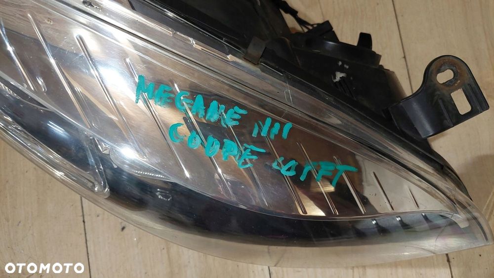 LAMPA PRZÓD PRAWA RENAULT MEGANE III COUPE LIFT 2012/2016 ROK ANGLIK - 3