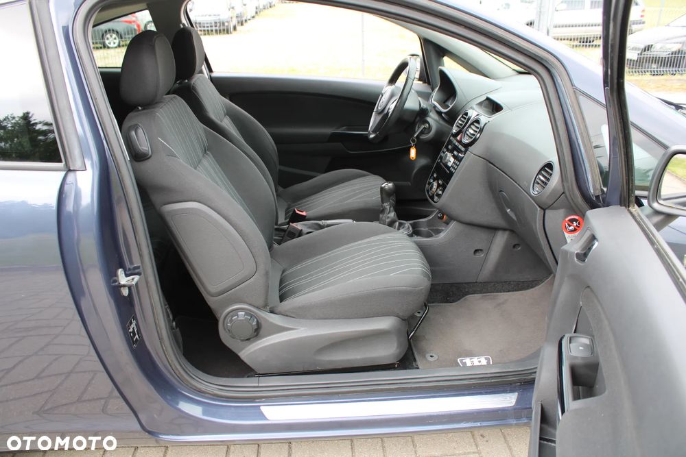 Opel Corsa - 22