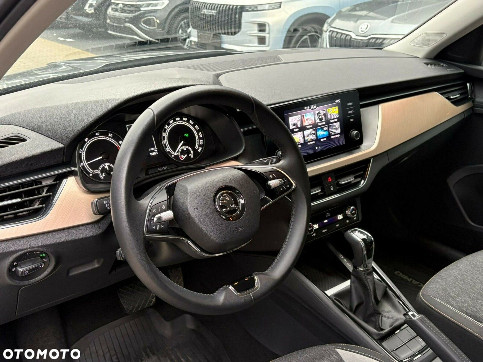 Skoda Kamiq 1.0 TSI Style DSG - 8