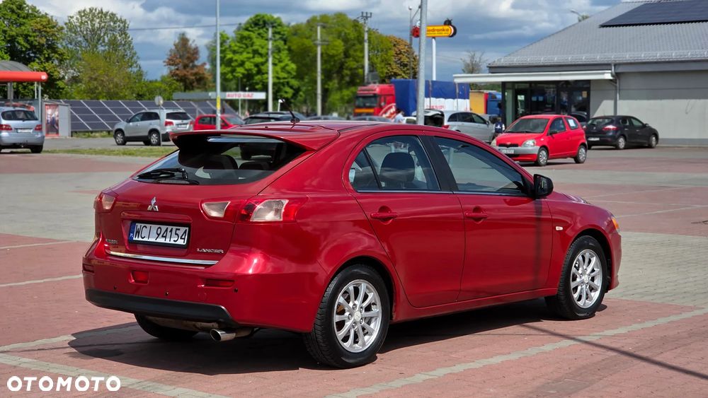 Mitsubishi Lancer 1.8 Invite - 7