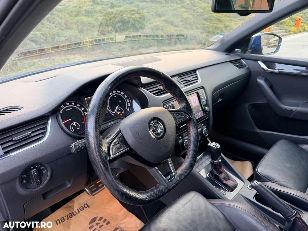 Skoda Octavia 2.0 TDI (Green tec) DSG RS - 8