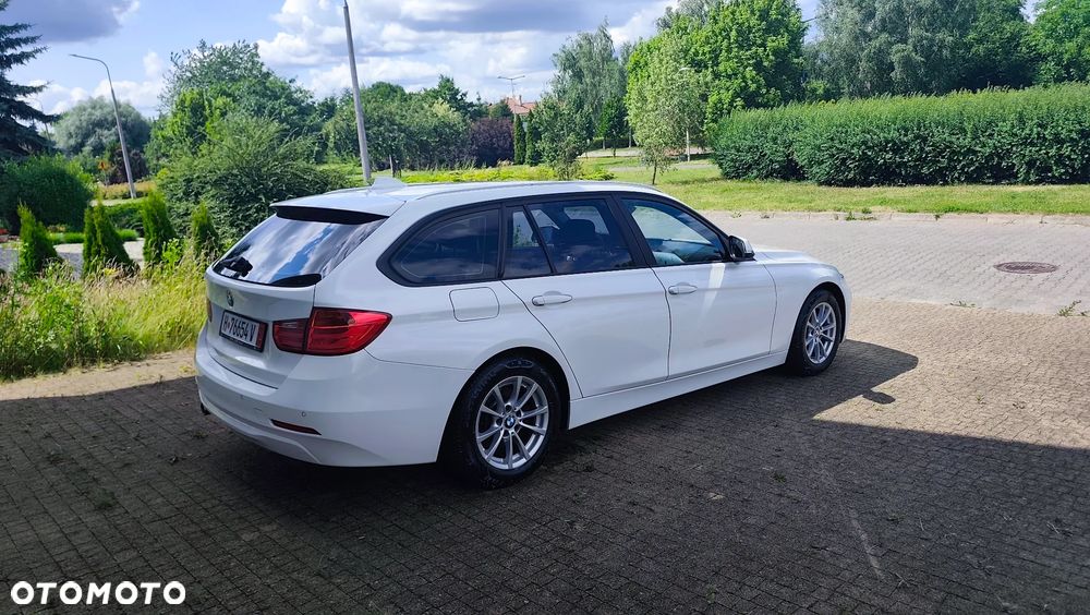 BMW Seria 3 - 23